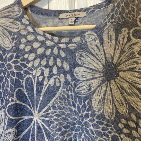 Jess & Jane Womens Tunic Top S Blue Daisy Floral  Cotton Blend Shirt Artsy - Picture 3 of 7